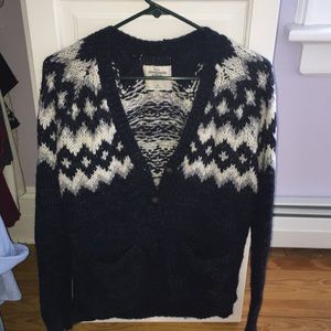 Cute Abercrombie Winter Sweater!